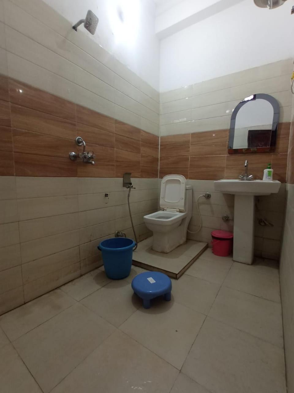 Siddhi Vinayak Hotel And Banquet Бхимтал Экстерьер фото